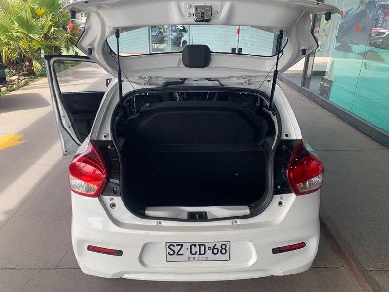 Suzuki CELERIO 1.0 G GLX AA BT SPORT 5P MT 2023 - Imagen 6 de 9