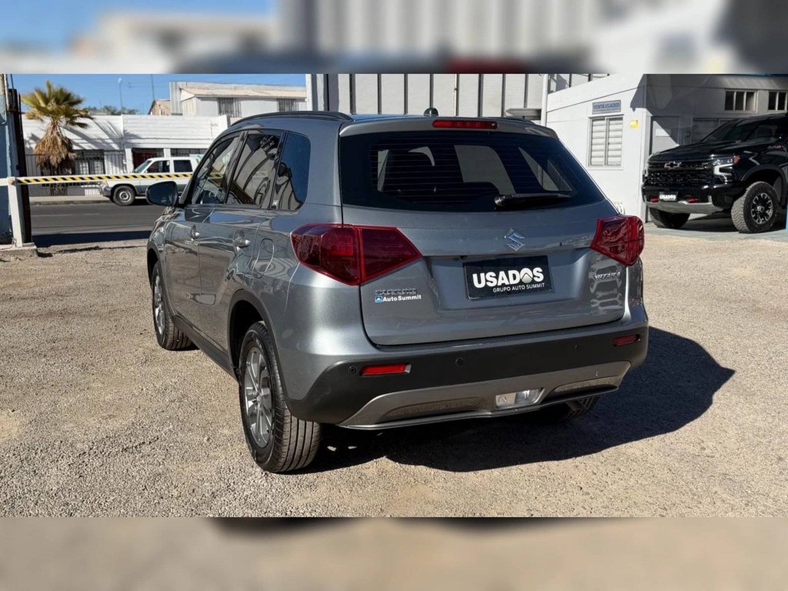 SUZUKI VITARA GLS 4X2 MT 2023 - Imagen 6 de 16