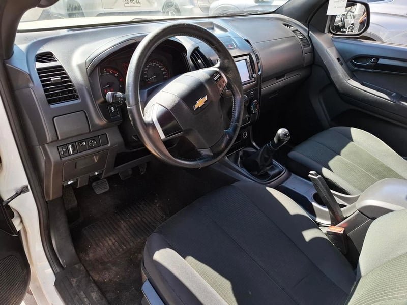 Chevrolet D-MAX 2.5 R MT DIESEL 2021 - Imagen 16 de 20