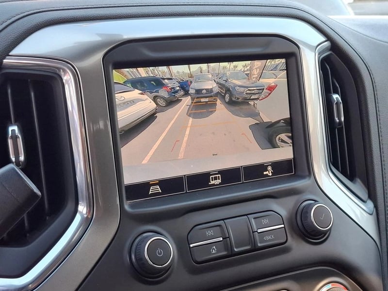 Chevrolet SILVERADO 5.3 CC LT TRAILBOSS Z71 AT 4X4 2021 - Imagen 17 de 18