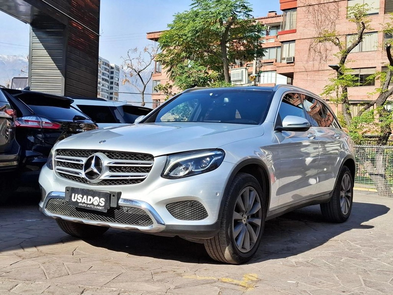 Mercedes-Benz GLC 300 AT 4X4 2020 - Foto 2 de 20