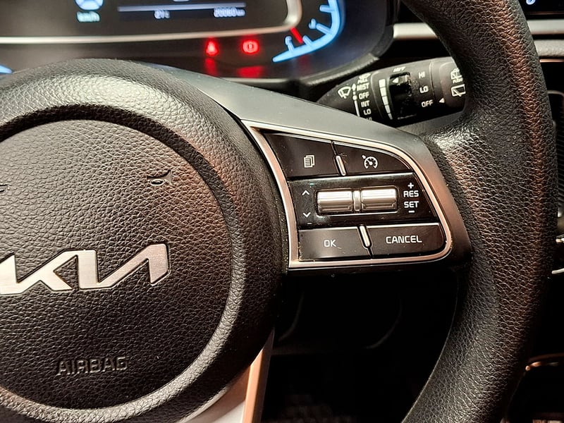 Kia SONET 1.5 EX MT 2024 - Imagen 13 de 20