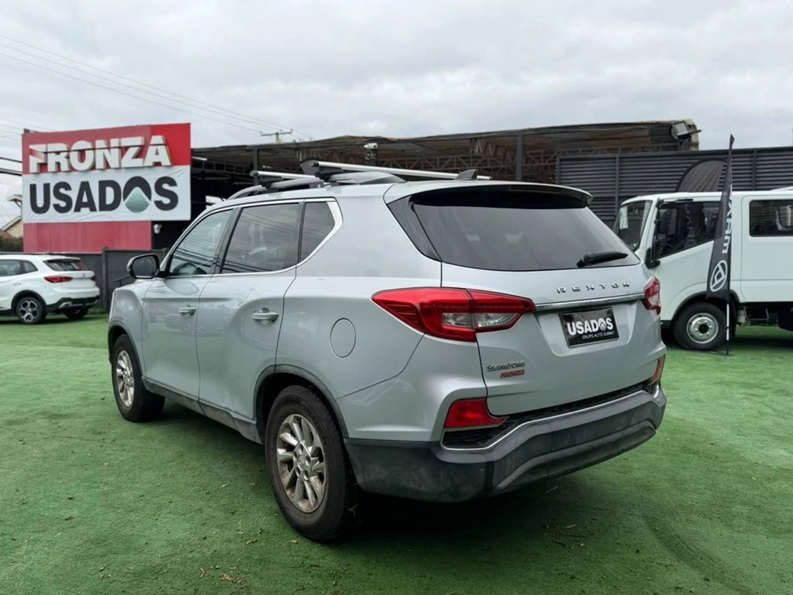 SsangYong REXTON 2.2  AT DIESEL 2020 - Foto 5 de 12