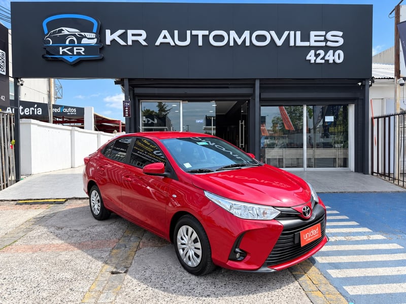 Toyota YARIS 2021