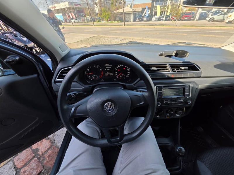 VOLKWAGEN VOYAGE 2020 - Imagen 8 de 10