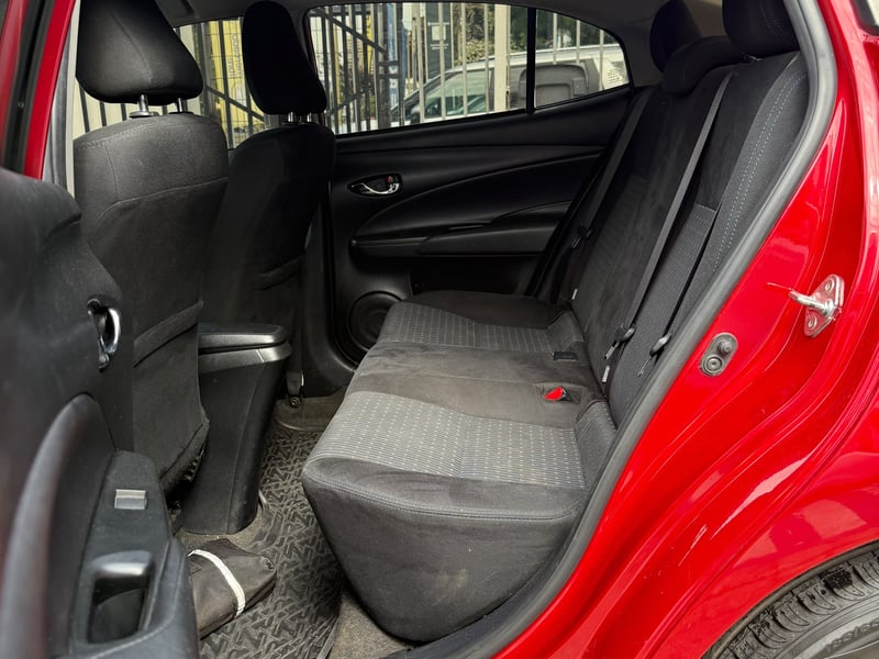 Toyota YARIS 2021 - Imagen 8 de 10