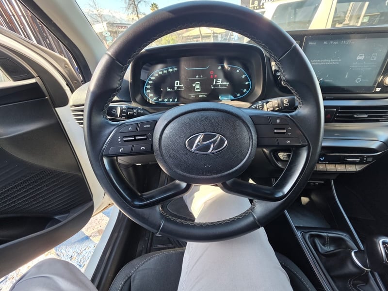 Hyundai 1 2022 - Imagen 9 de 10