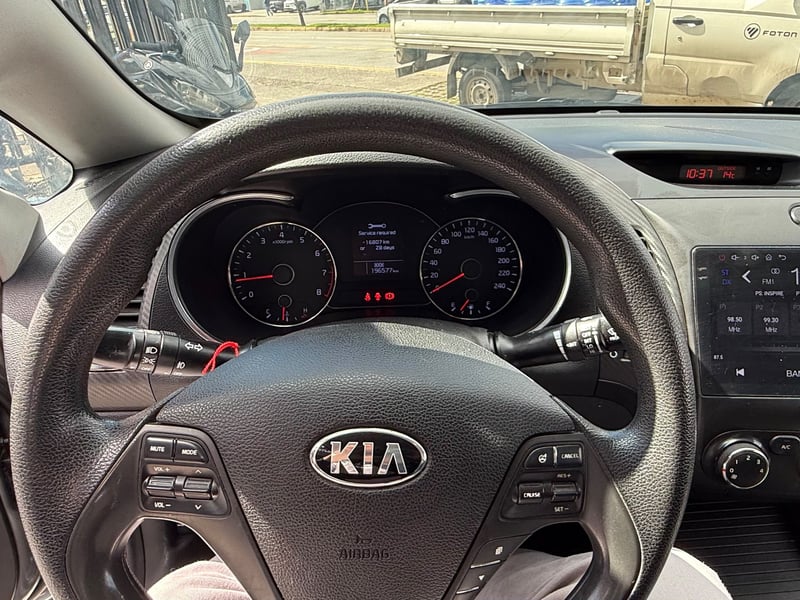 Kia CERATO 2016 - Imagen 9 de 10