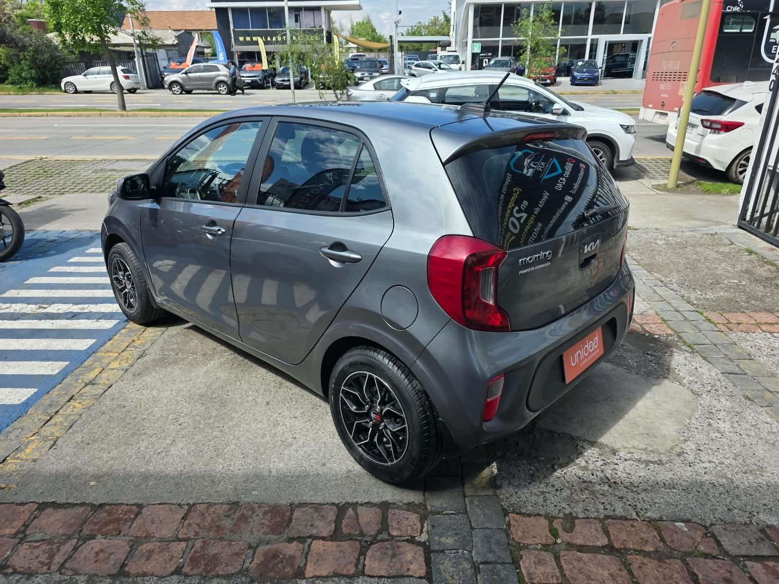Kia MORNING 2022 - Foto 4 de 10