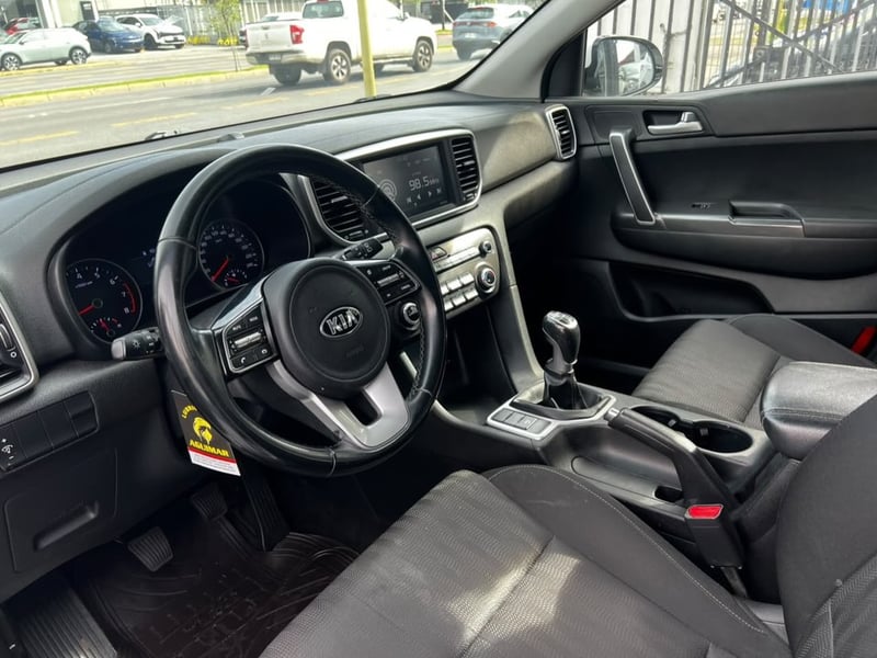 Kia SPORTAGE 2019 - Imagen 8 de 10