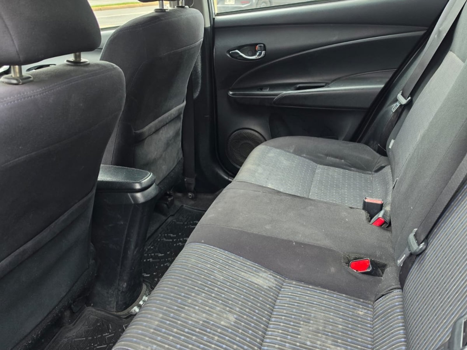 Toyota YARIS 2022 - Imagen 8 de 10
