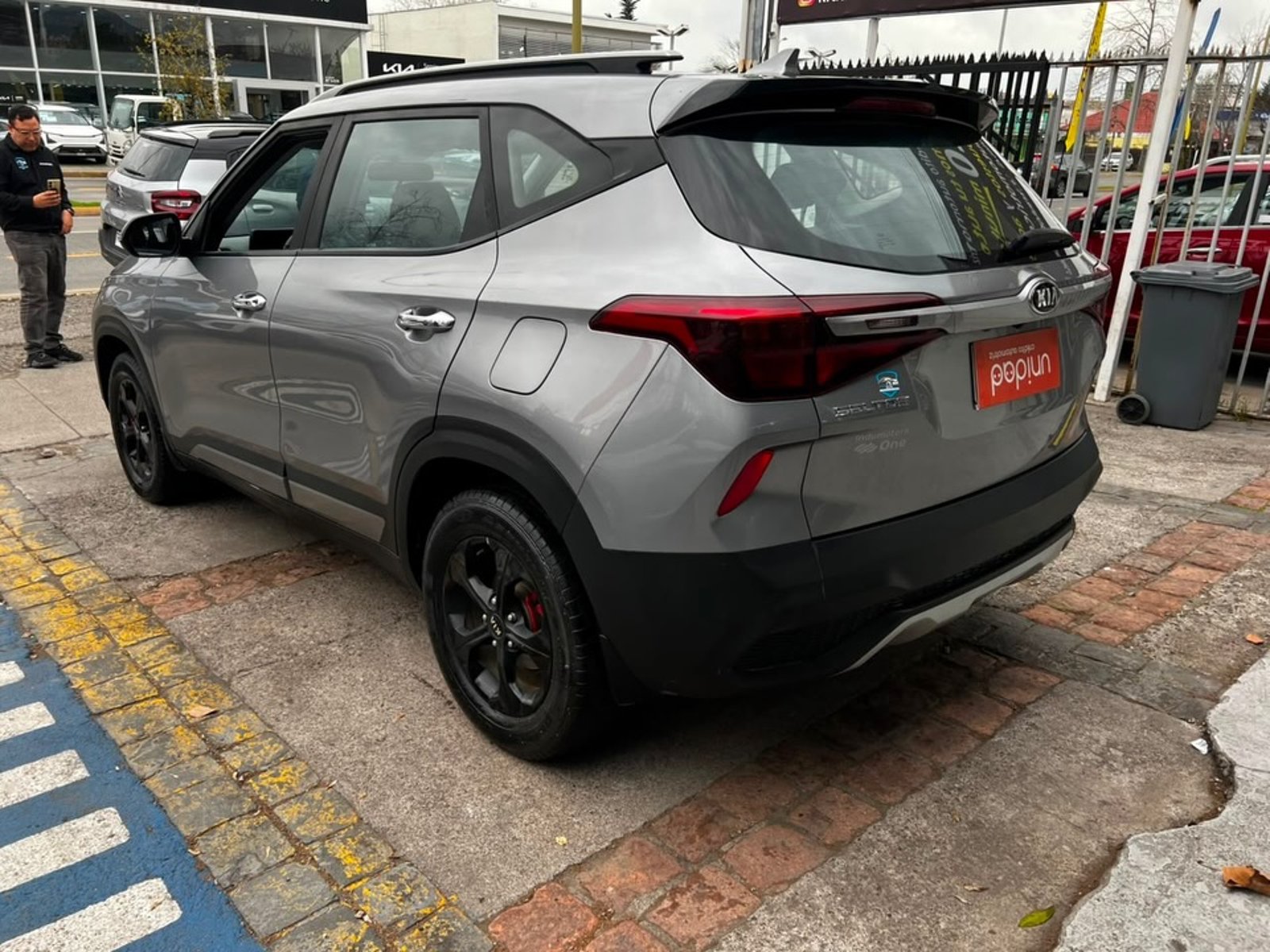 Kia SELTOS 2021 - Imagen 7 de 10