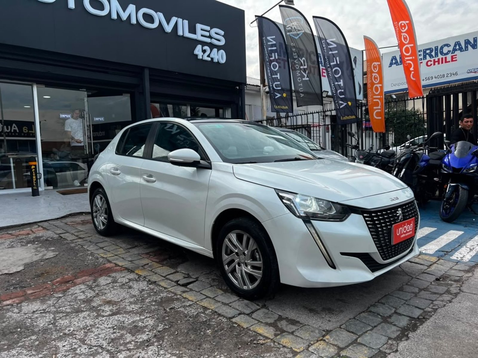 Peugeot 208 2023 - Foto 4 de 11