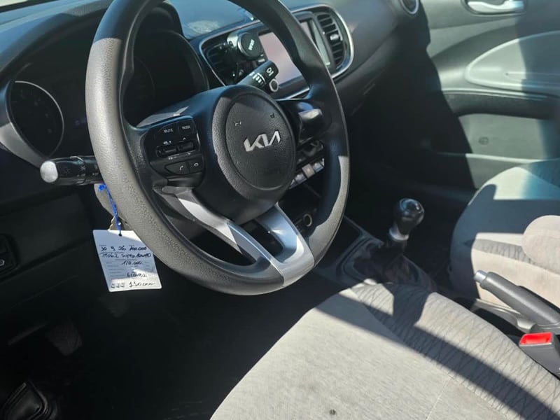 Kia SOLUTO 2022 - Imagen 7 de 10