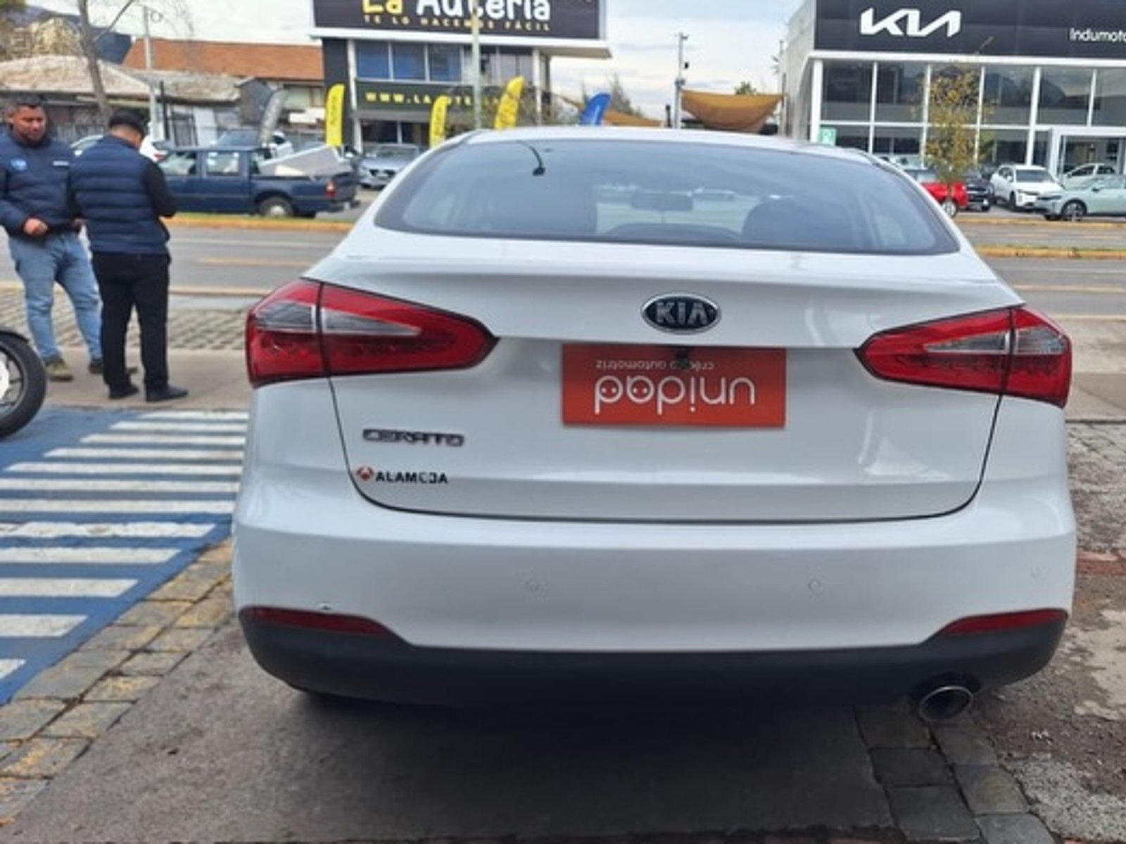 Kia CERATO 2016 - Foto 4 de 10