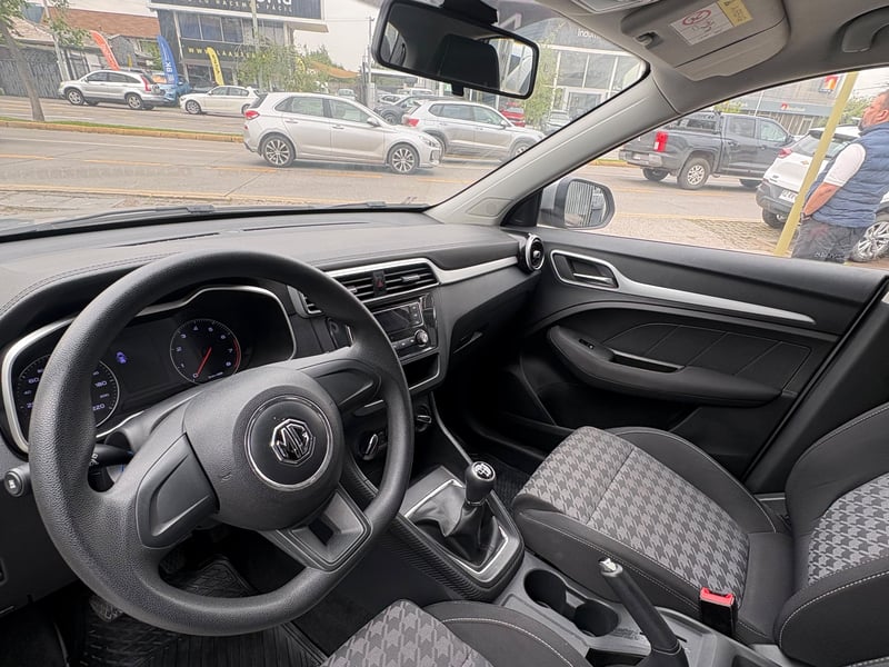 MG ZS 2024 - Imagen 7 de 9