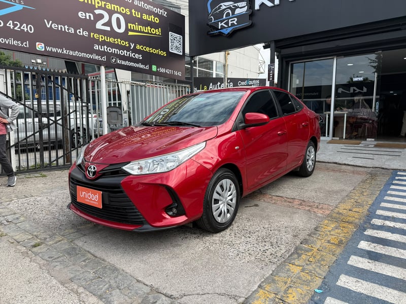 Toyota YARIS 2021 - Imagen 3 de 10