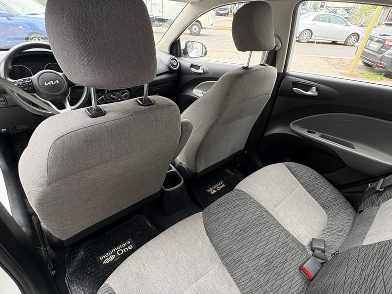 Kia SOLUTO 2022 - Imagen 7 de 10
