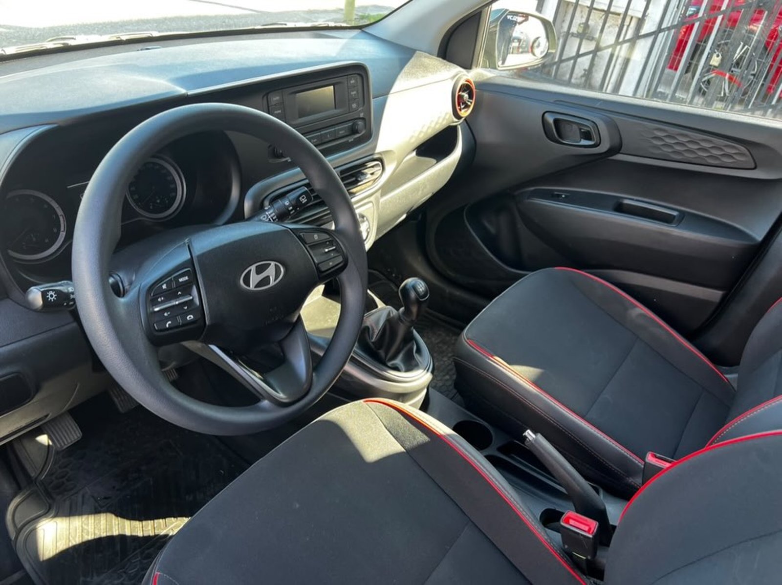 Hyundai GRAND 2025 - Imagen 7 de 10