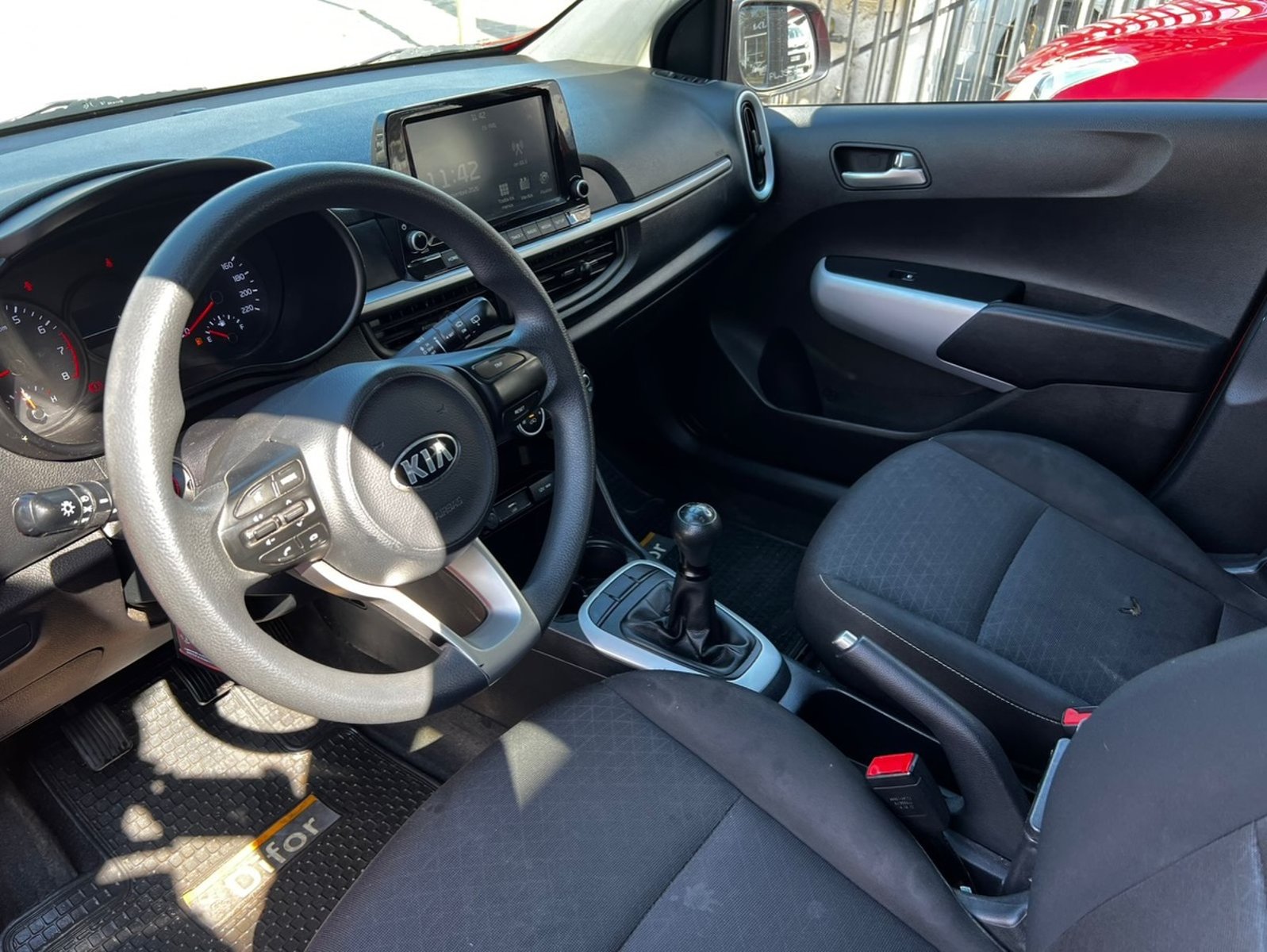 Kia MORNING 2021 - Imagen 8 de 10