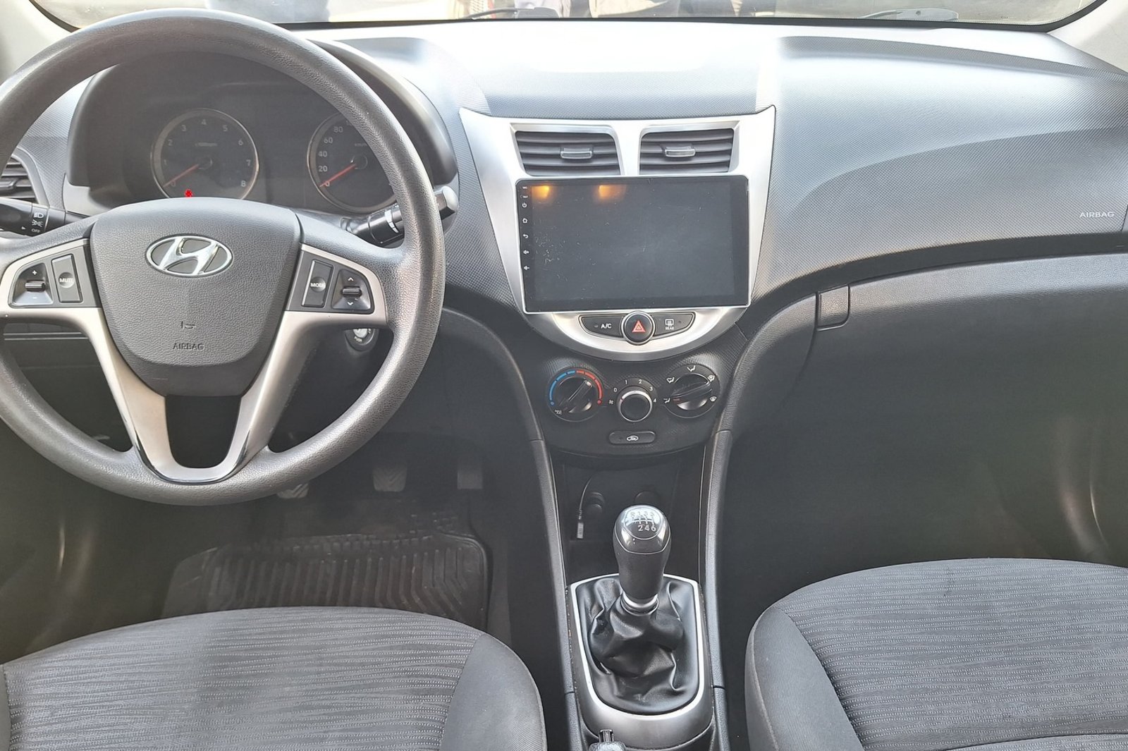 Hyundai ACCENT 2018 - Imagen 10 de 10