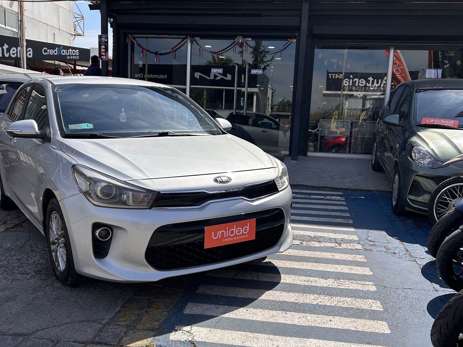 Kia RIO 2020 - Foto 3 de 10