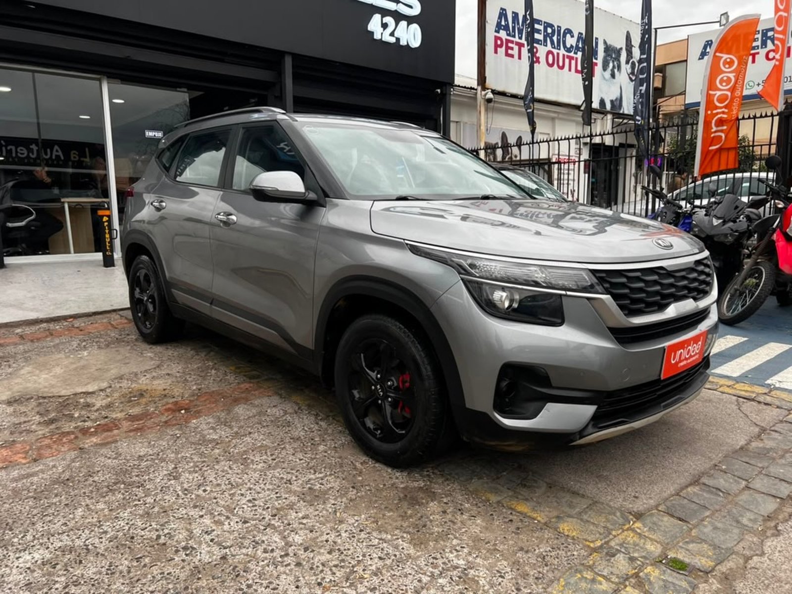 Kia SELTOS 2021 - Foto 4 de 10