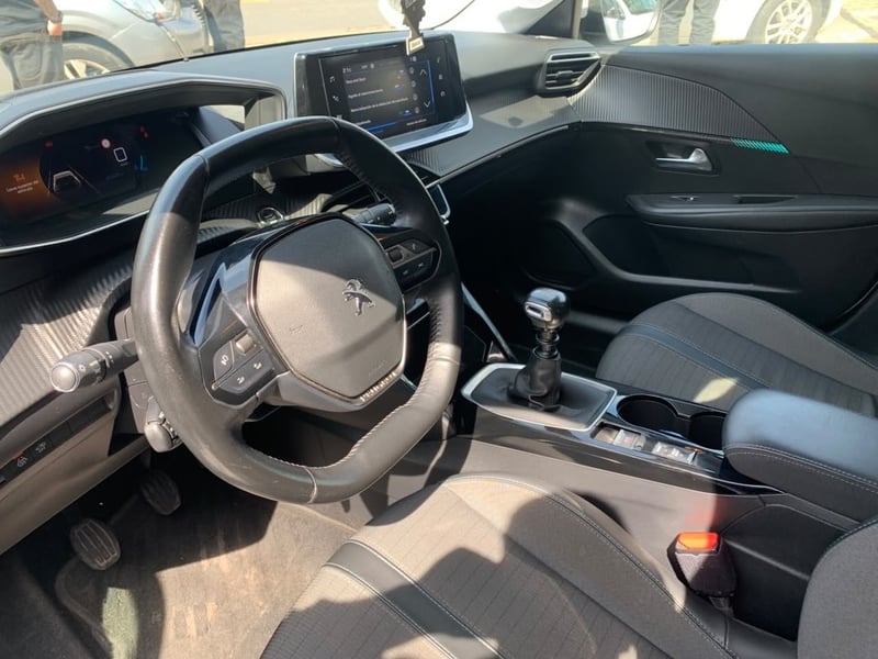 Peugeot 208 2021 - Imagen 9 de 9