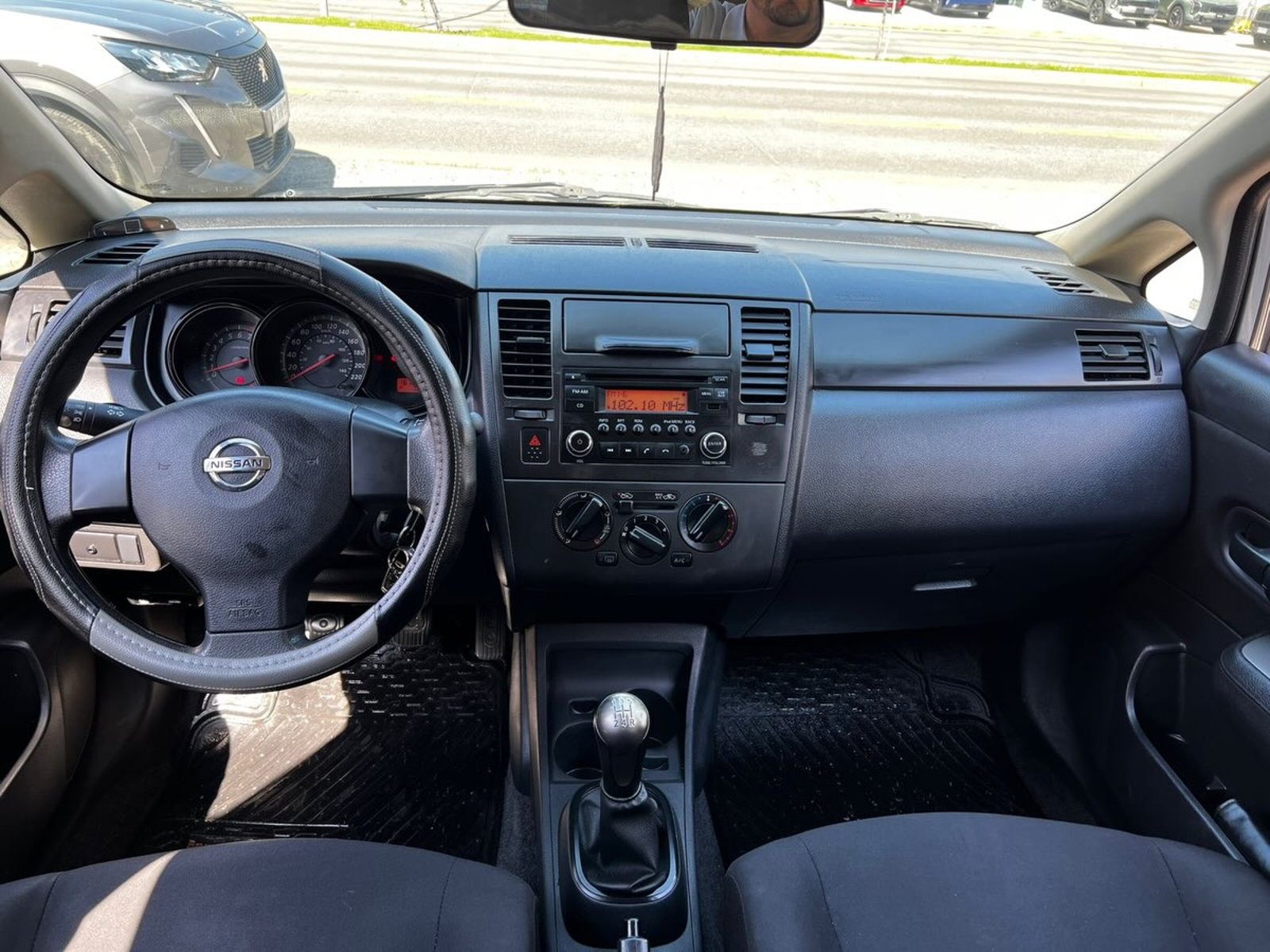 Nissan TIIDA 2017 - Imagen 10 de 10