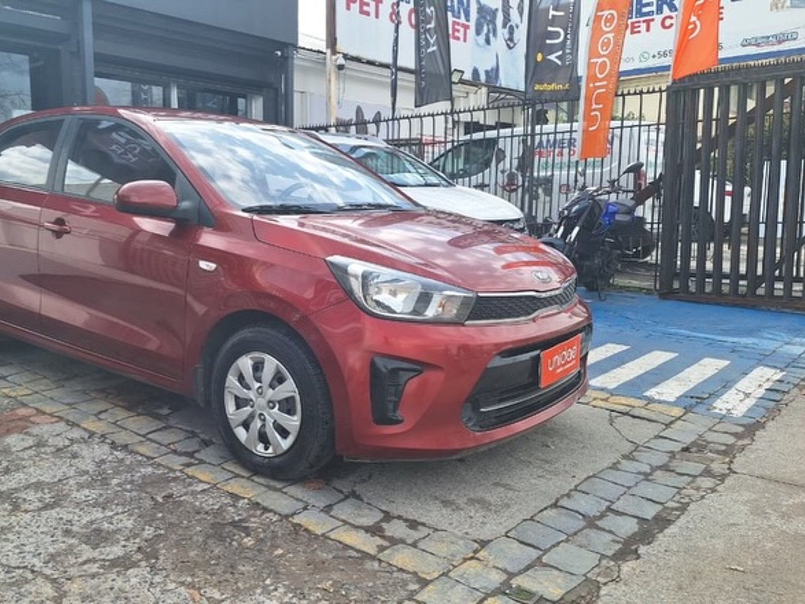 Kia SOLUTO 2020 - Foto 3 de 10