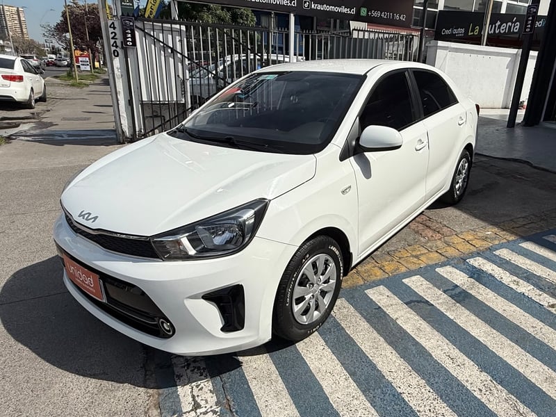 Kia SOLUTO 2022 - Imagen 3 de 9