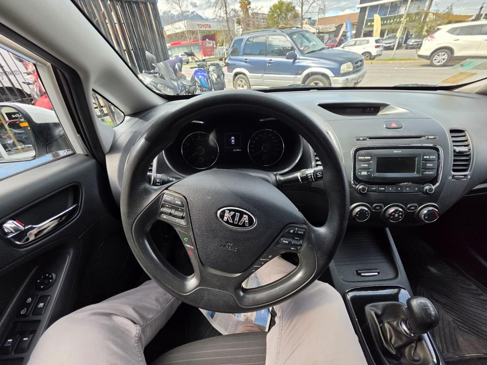 Kia CERATO 2017 - Imagen 7 de 10