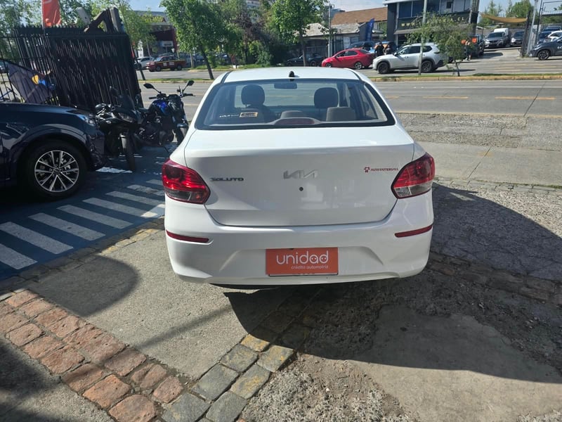 Kia SOLUTO 2022 - Imagen 5 de 10
