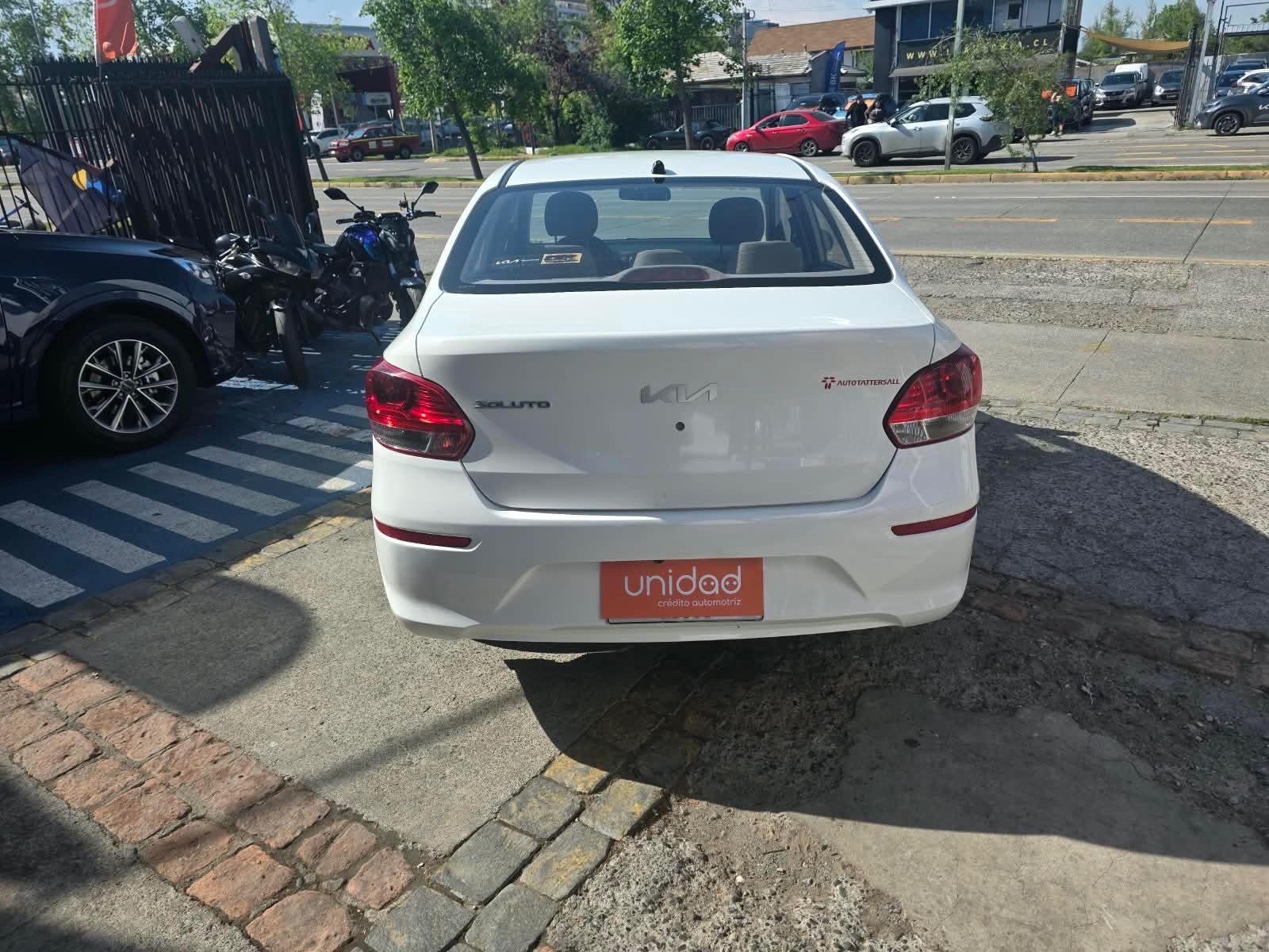 Kia SOLUTO 2022 - Foto 5 de 10