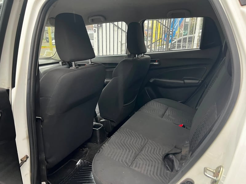 Suzuki SWIFT 2021 - Imagen 9 de 10