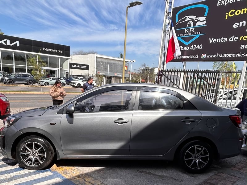 Kia SOLUTO 2021 - Imagen 4 de 9