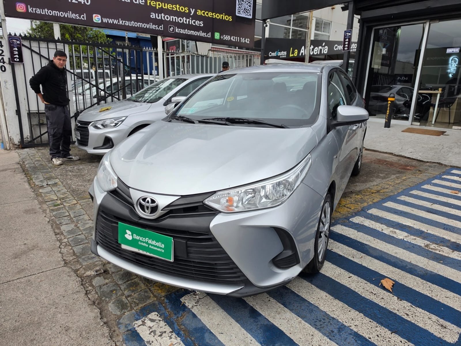Toyota YARIS 2022 - Imagen 3 de 10