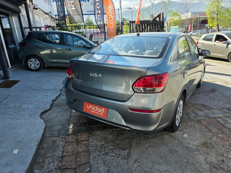 Kia SOLUTO 2022 - Imagen 6 de 10