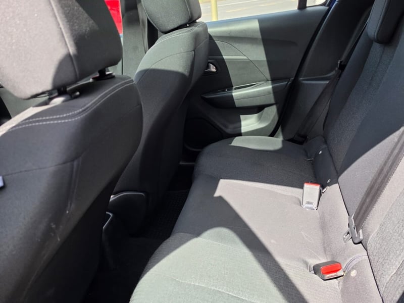 Peugeot 208 2023 - Imagen 6 de 10