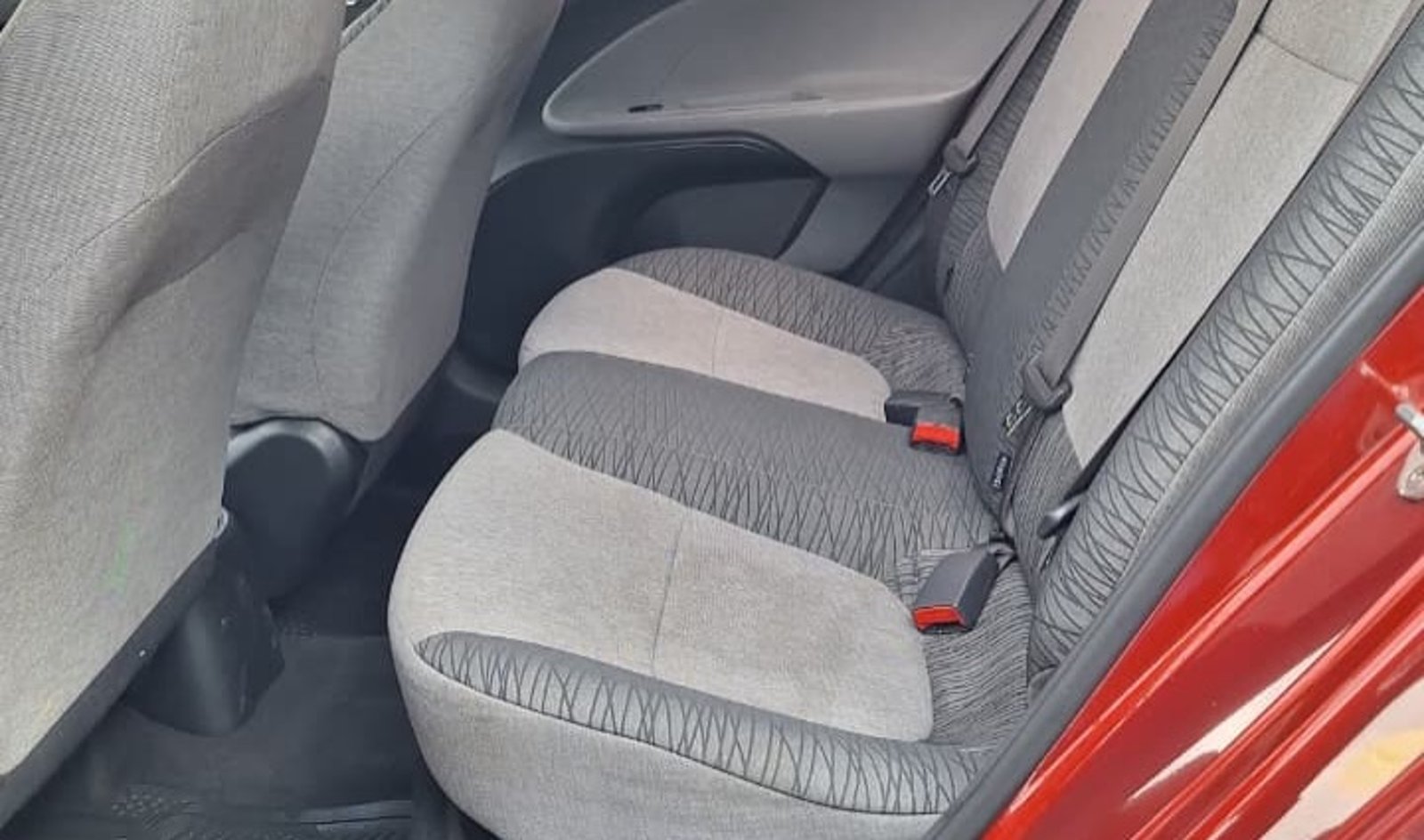 Kia SOLUTO 2020 - Imagen 8 de 10