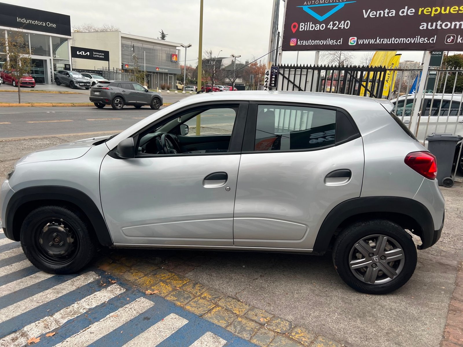 Renault KWID 2023 - Foto 3 de 10
