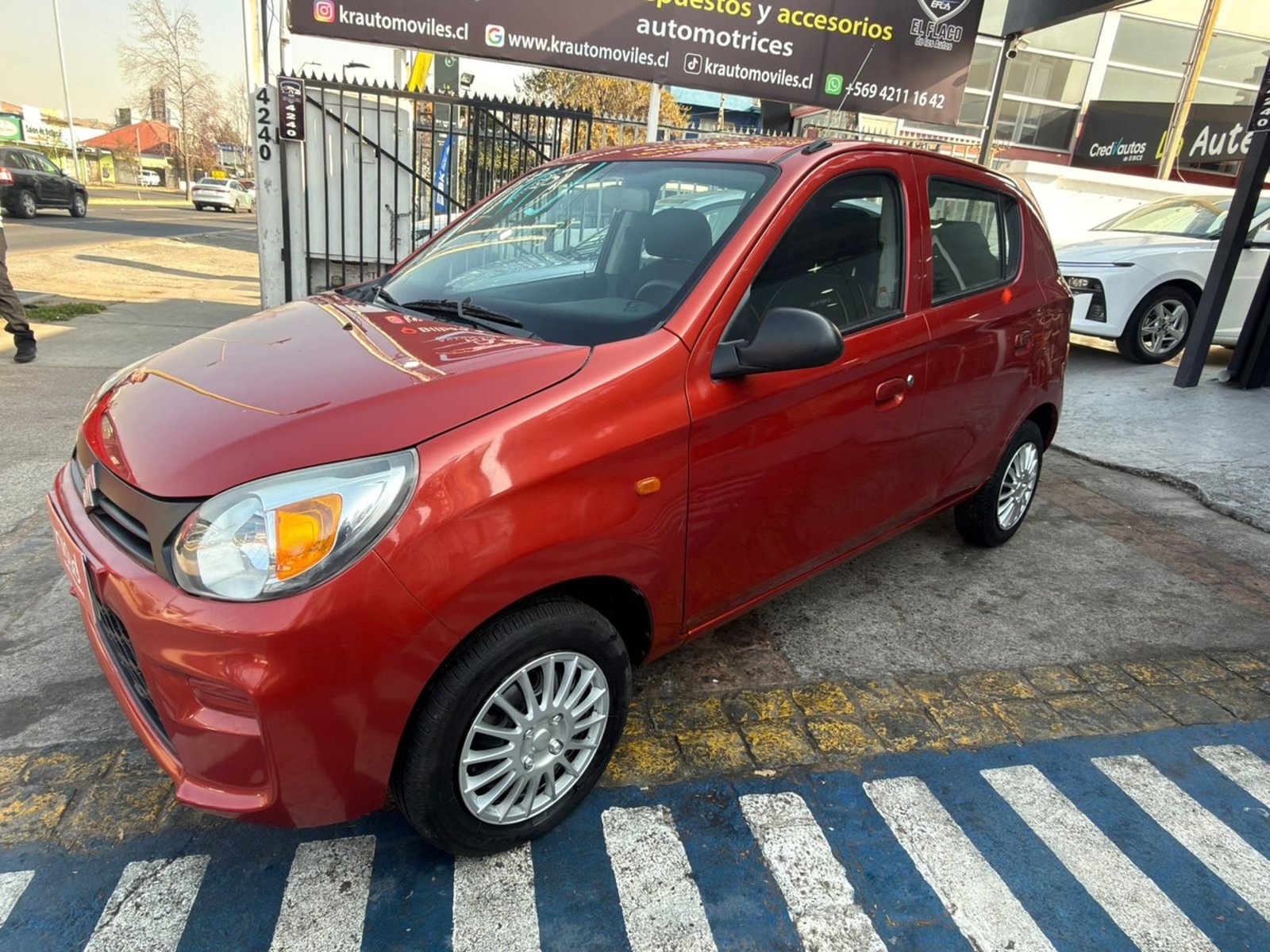 Suzuki ALTO 2021 - Foto 3 de 10