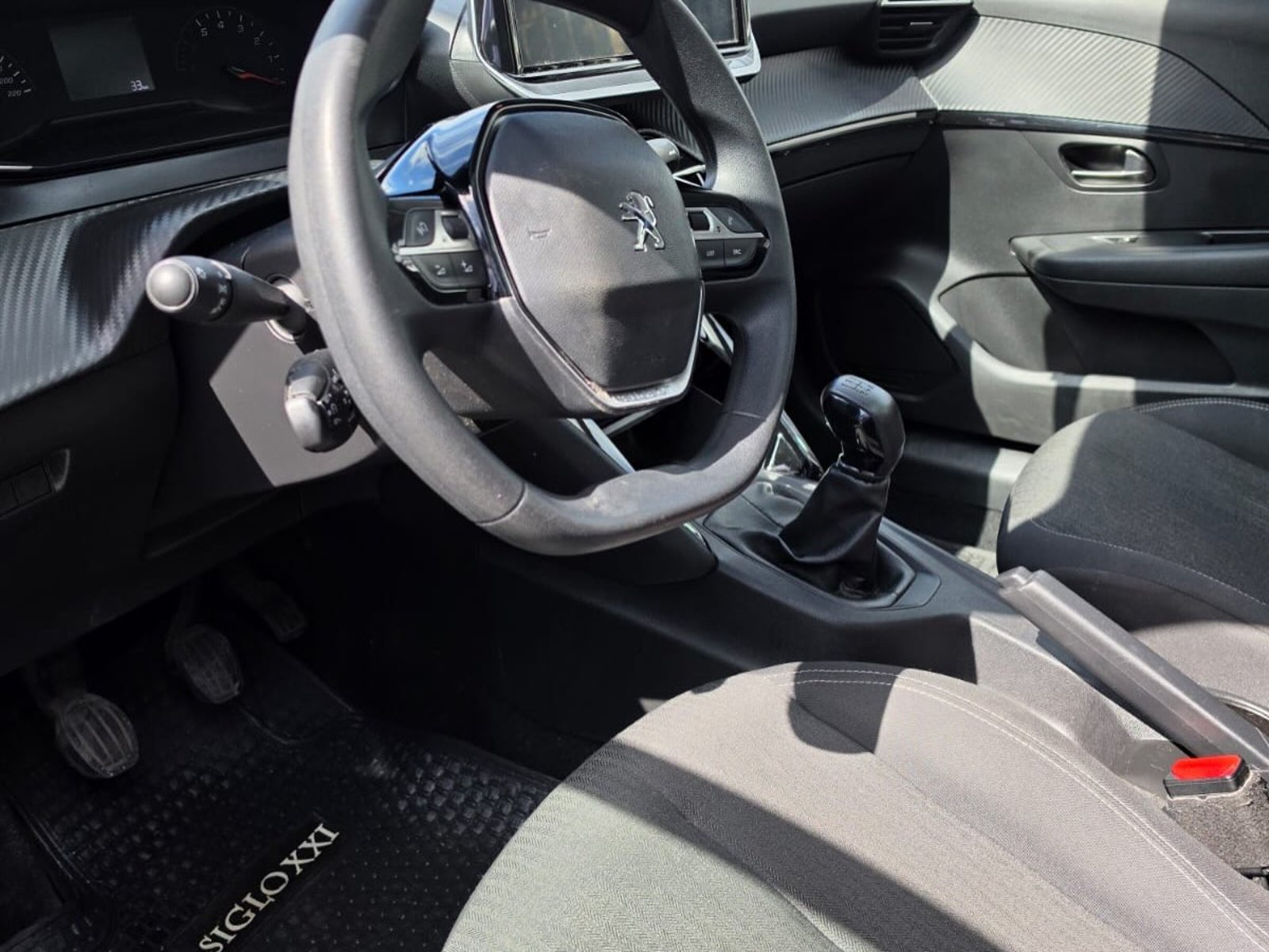 Peugeot 208 2023 - Foto 5 de 10