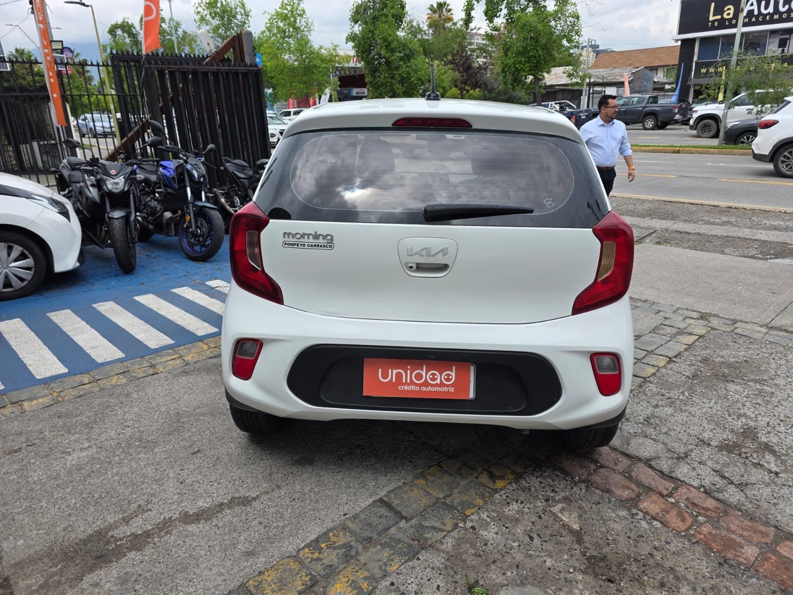 Kia MORNING 2022 - Foto 4 de 10
