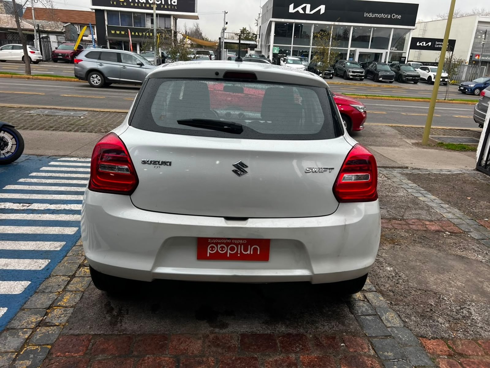 Suzuki SWIFT 2021 - Imagen 6 de 10