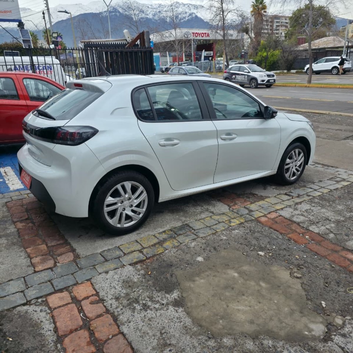 Peugeot 208 2024 - Imagen 6 de 11