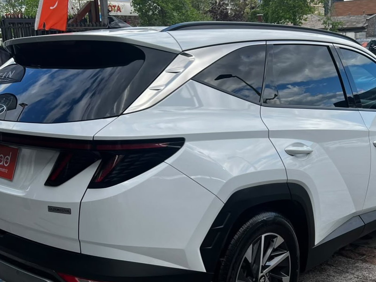 Hyundai TUCSON 2022 - Foto 5 de 10