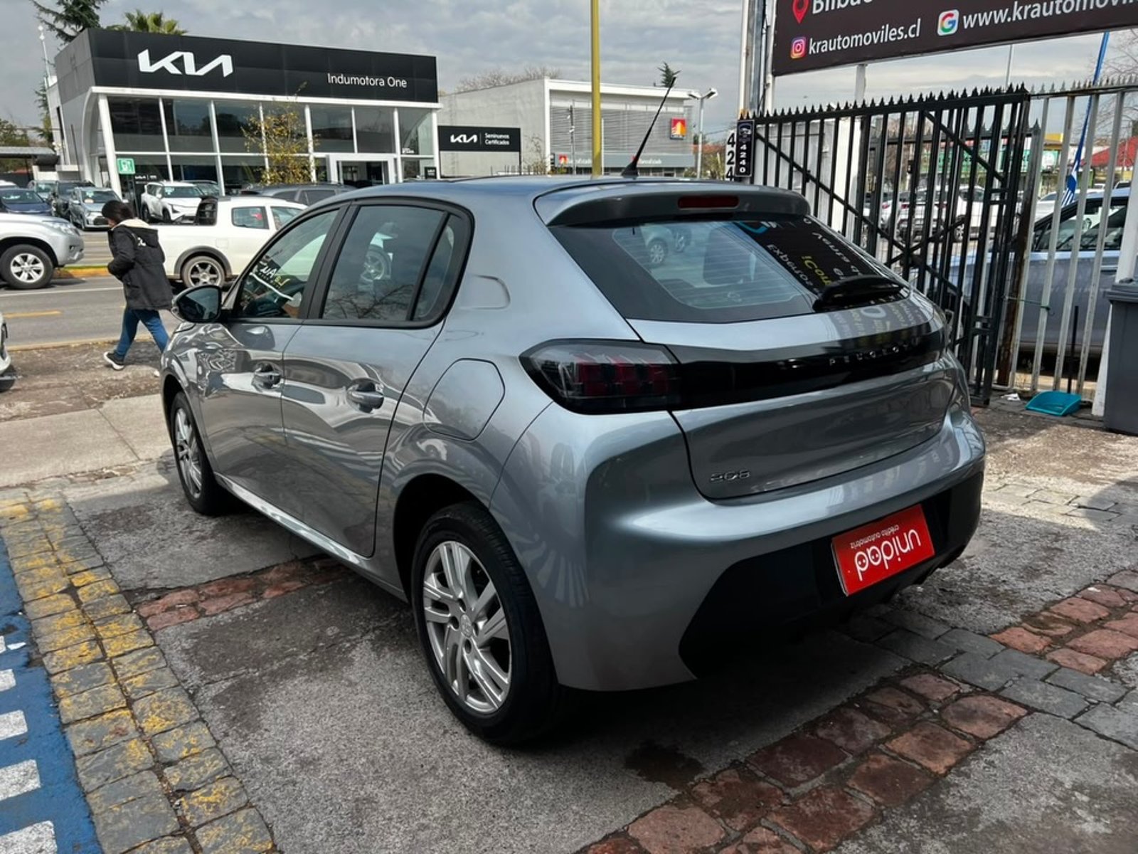Peugeot 208 2023 - Imagen 4 de 9