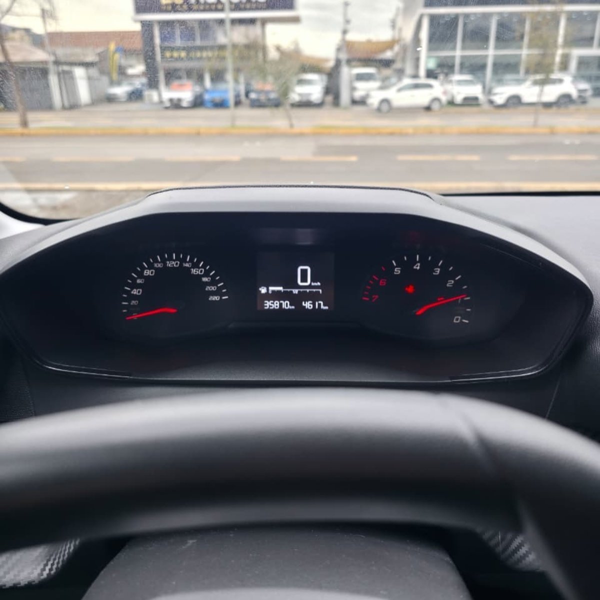 Peugeot 208 2024 - Imagen 8 de 11
