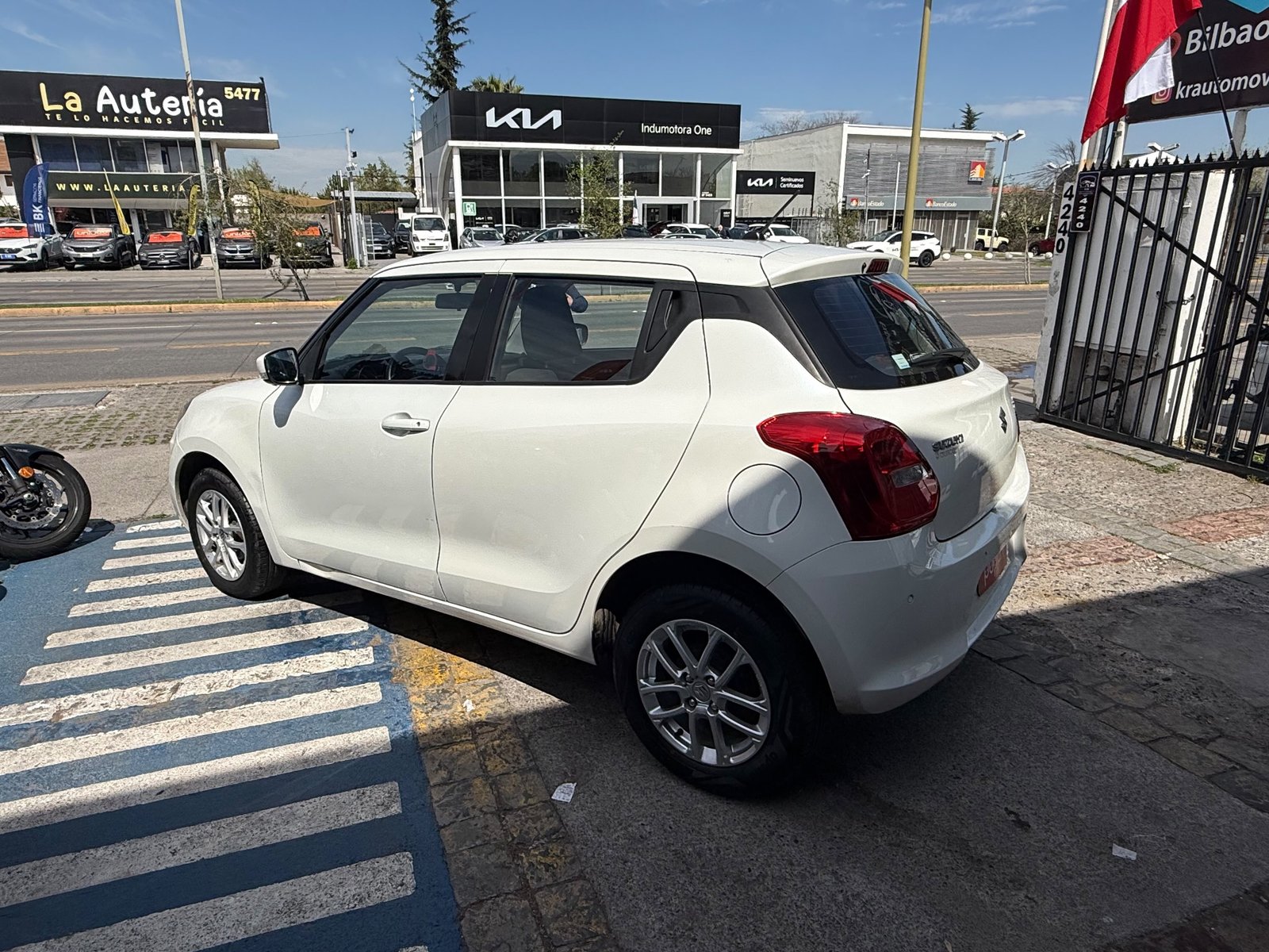 Suzuki SWIFT 2024 - Foto 5 de 10